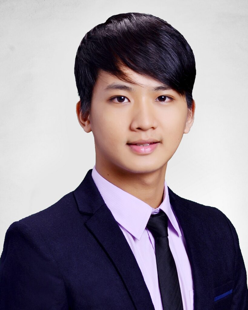 headshot of Jonathan Verrano, Media & Video Specialist at The Advisor Authority